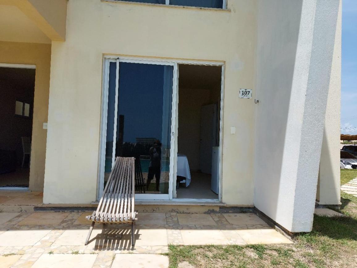 Vilas Na Praia Residence O Paraiso E Aqui Аракати Екстериор снимка